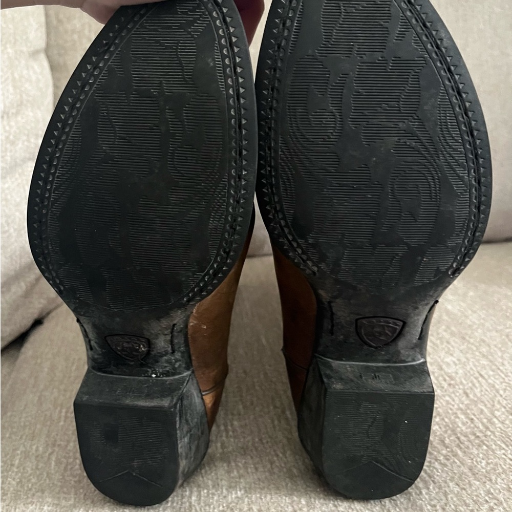 Ariat Classic Tan Leather Boots Women - Picture 3 of 8